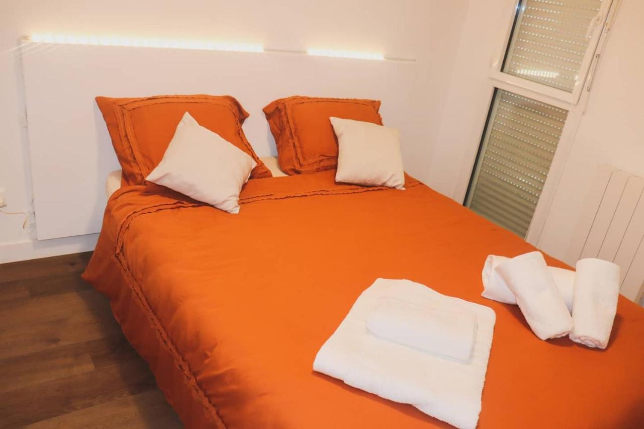 T3 Au Centre Ville Avec Balcon, Parking Gratuit Quimper Exterior foto