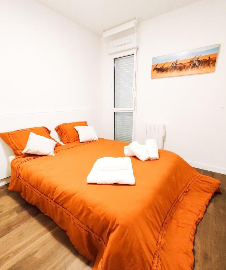 T3 Au Centre Ville Avec Balcon, Parking Gratuit Quimper Exterior foto